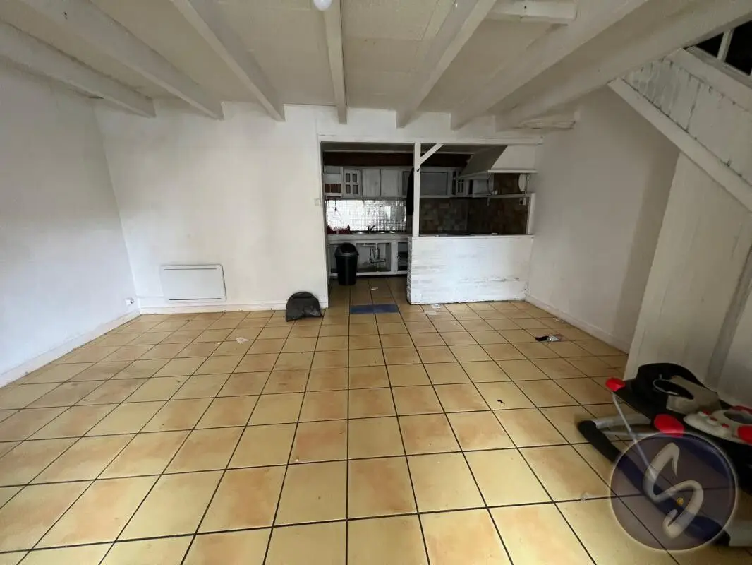 House for sale in La Mothe-Saint-Héray — 2 bedrooms, 82 m² photo 3