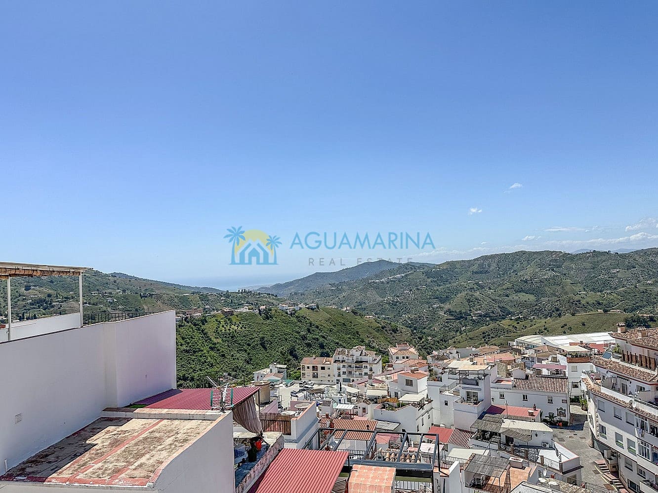 Terraced Villa for sale in Cómpeta, Málaga