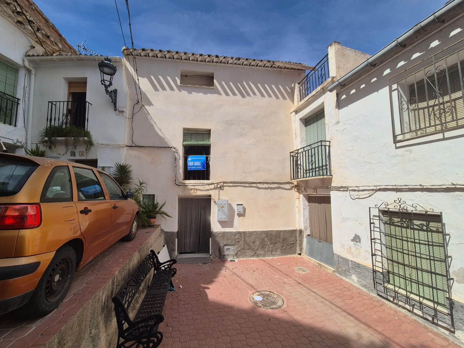 Townhouse for sale in Albanchez, Almería photo 2