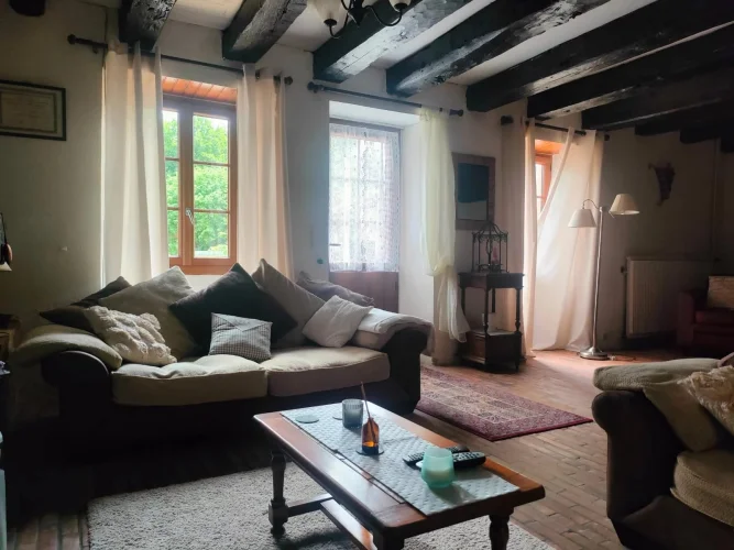 Charming House in Saint-Mathieu, 160 m², 3 Bedrooms photo 4