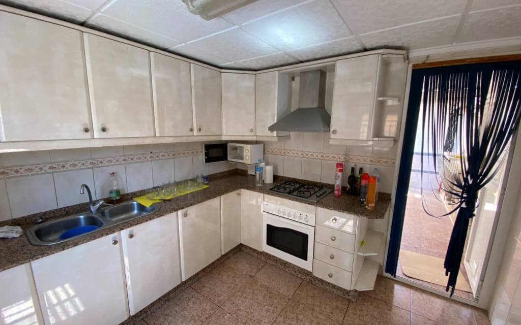 Apartment for sale in Sax, Alicante