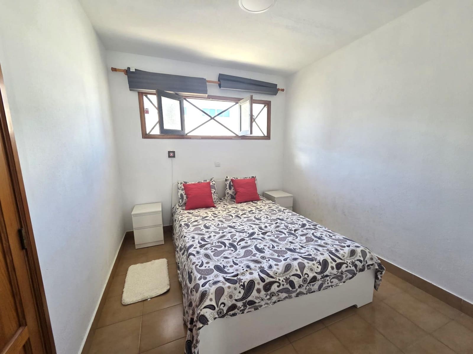 Apartment for sale in Puerto del Carmen, Tías, Lanzarote photo 4