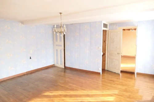 3 Bed Detached House for Sale Near Vengeons photo 5