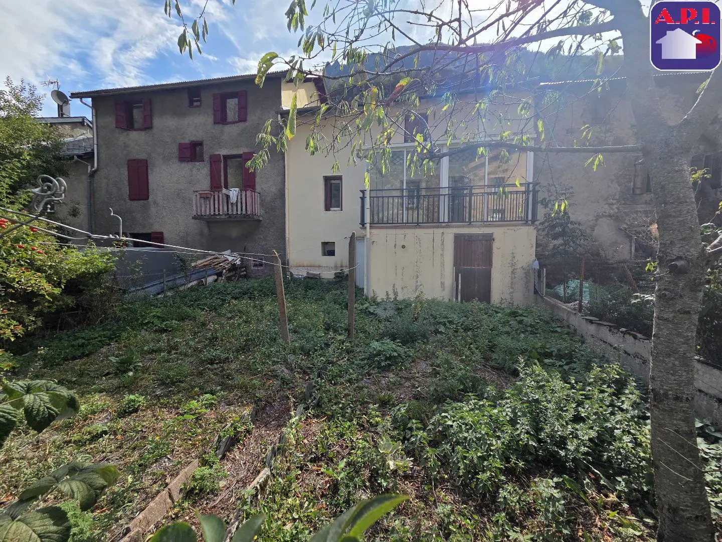 House for sale in Ax-les-Thermes — 2 bedrooms, 66 m² photo 3
