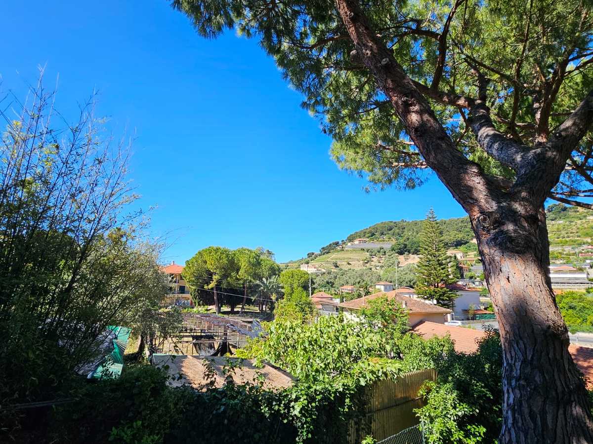 1 bedroom apartment, 40 m² Bordighera, Imperia (province) photo 3