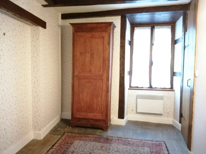 Cozy 2-Bedroom House in Charming Chabanais, France photo 4