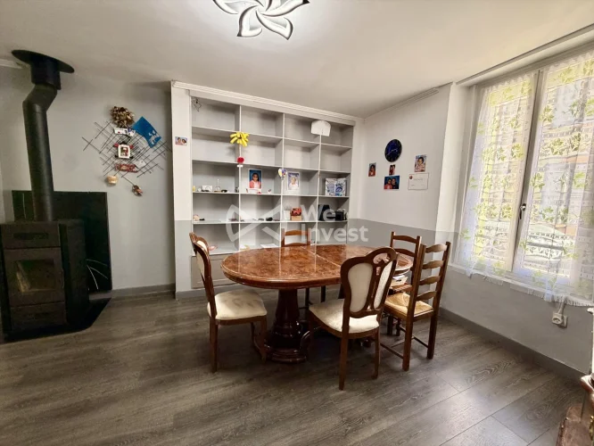 House for Sale in Boissy-Le-Châtenelle photo 3