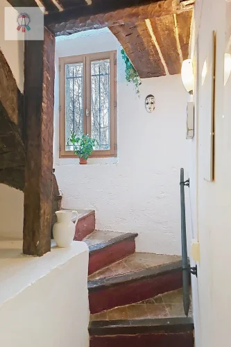 House for Sale, 5 Rooms photo 2