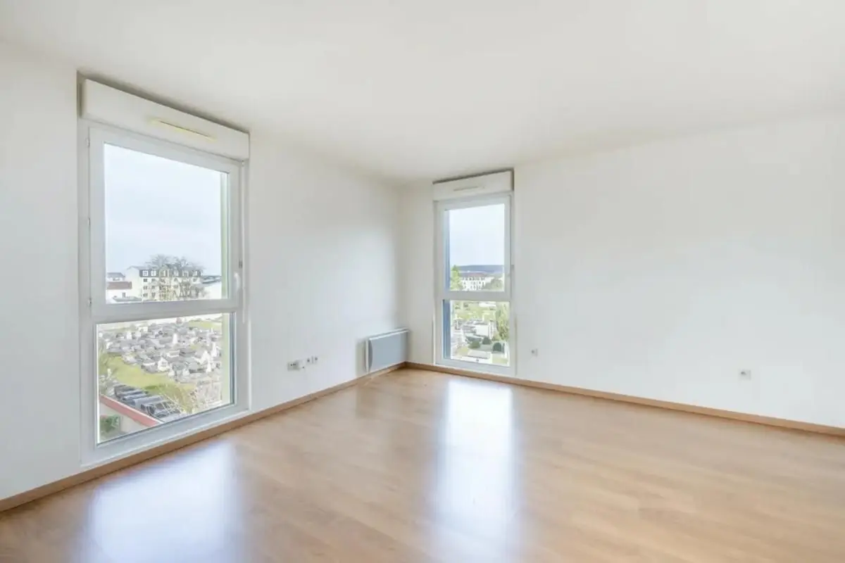 Apartment for sale in Mantes La Jolie — 3 bedrooms, 72 m² photo 5
