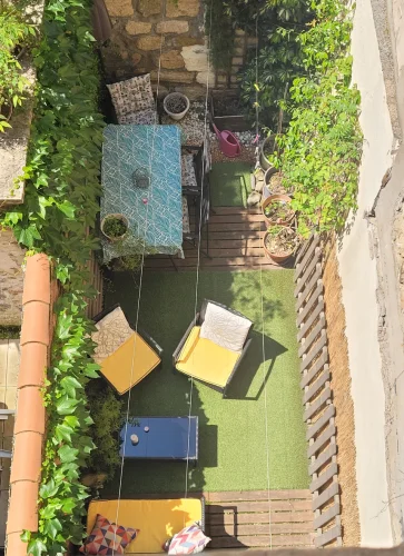 Charming Character Apartment with Courtyard and its Summer Kitchen. photo 3