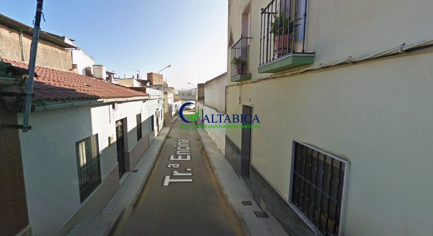 Villa for sale in Linares, Jaén photo 2