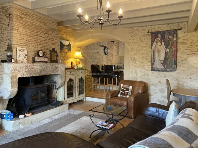Charming Stone House in the Heart of a Village photo 5