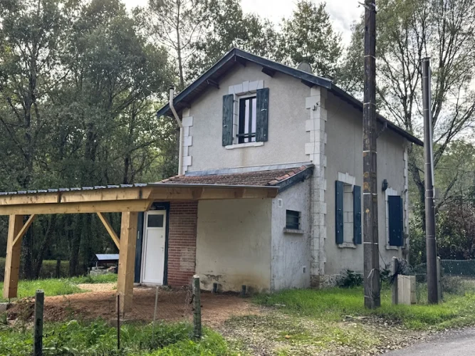Pretty house with a small price photo 2