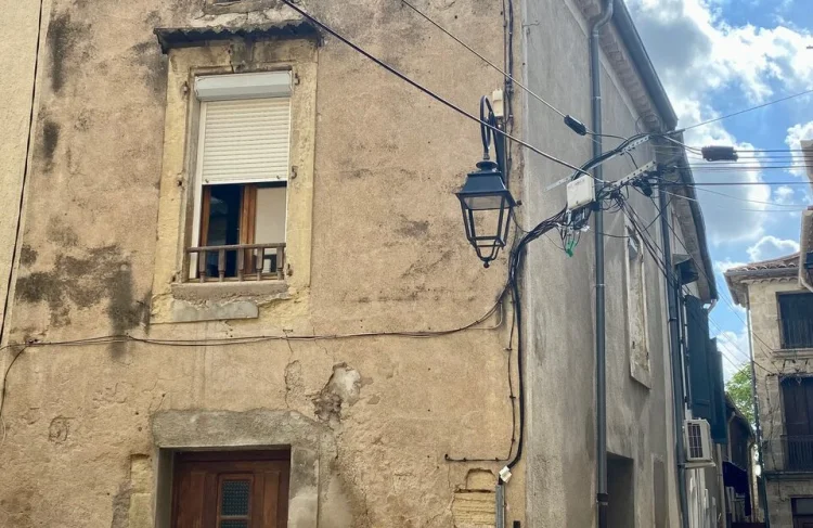 A Cute Stone Village House to Refresh with 2 Bedrooms in a Lively Village.