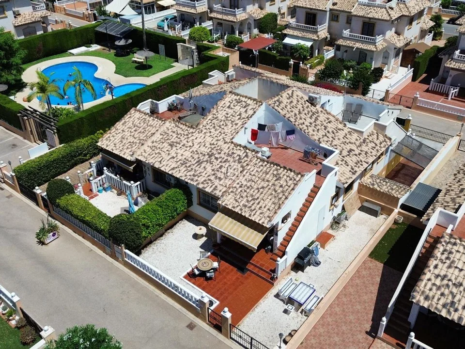 Town house in Cabo Roig, Alicante province