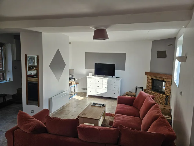 Charming Village House with Garden and Garage Near Lassay-Les-Châteaux photo 4