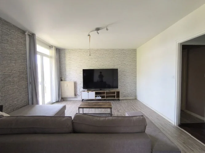 2 Bed Apartment for Sale in Chalon-Sur-Saône photo 4