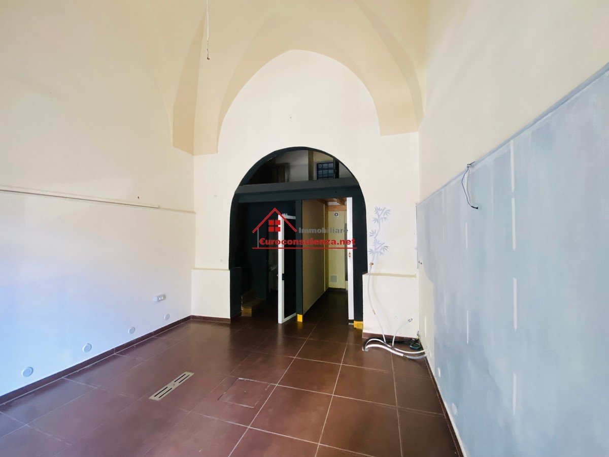 Property in Casarano photo 5