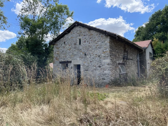 In the Heart of Nature, Authentic Stone Country House to Ren
