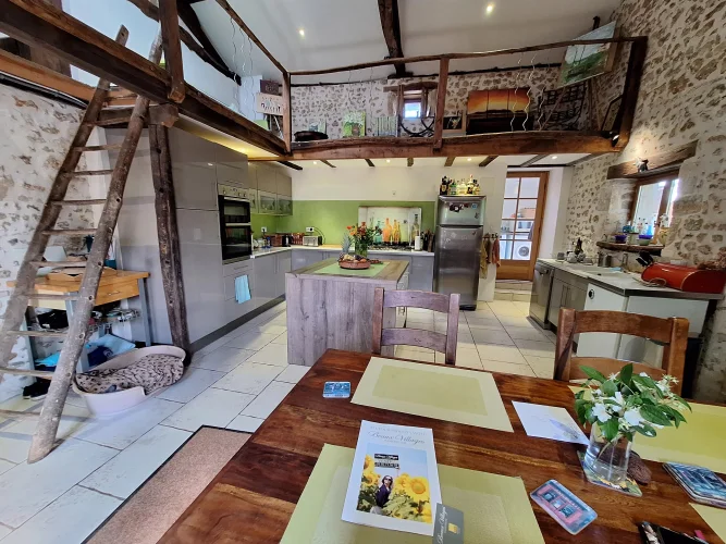 Delightful Character Property in a Quiet Hamlet photo 5