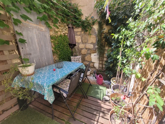 Charming Character Apartment with Courtyard and its Summer Kitchen. photo 5