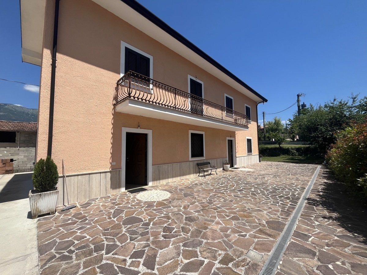 Property in Alvito photo 2