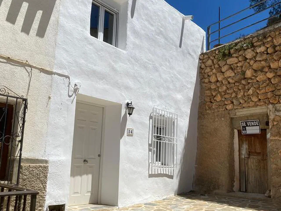 Town house in Oria, Almeria province