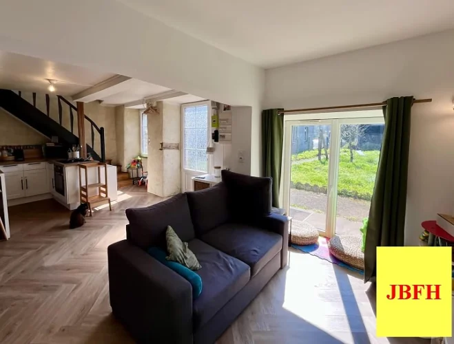 Semi-Detached Stone and Slate Property(75 sqm), Situated in a Town, Walking Distance to the Shops, photo 4