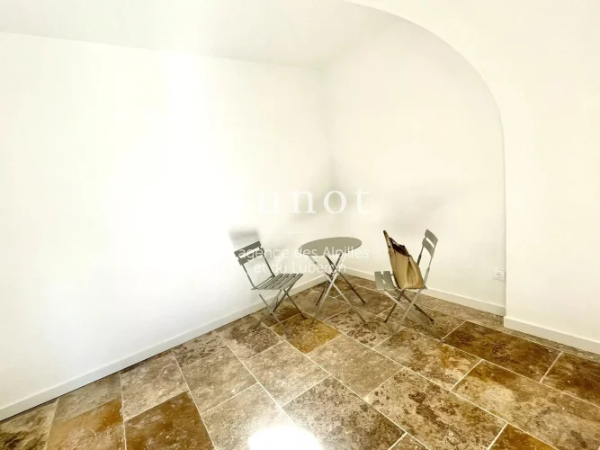 Aureille Sole Agent - Village House - Recent Renovation photo 3