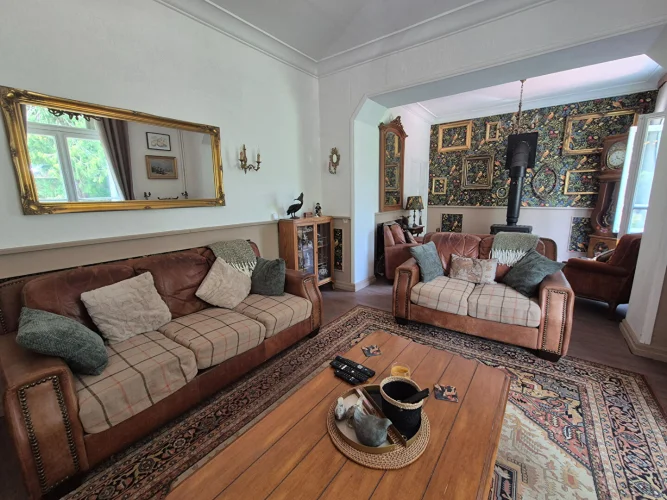 Correze. Argentat-Sur-Dordogne. Beautiful House of 4 Bedrooms with Garage and Gardens of 3185m² photo 5