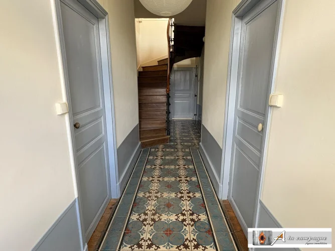 Charming House, Ready to Move into. photo 3