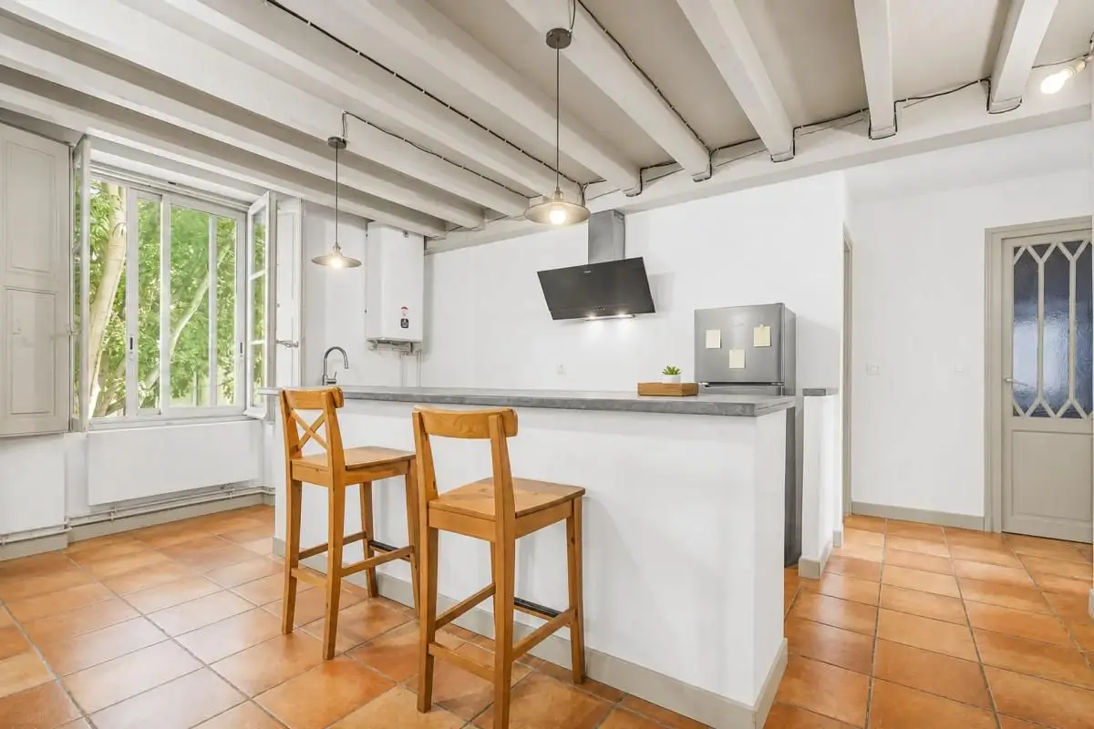 Apartment for sale in Cavaillon — 2 bedrooms, 82 m²