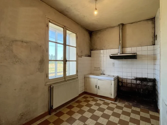 Detached Breezeblock and Tiled Property(North South Facing;65.50 sqm), Built in 1969, Situated in a photo 2