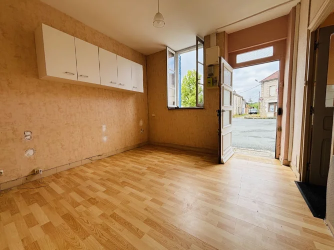 Terraced House photo 2