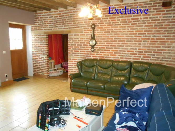 Ideal Equestrian or Smallholding. 4 + Bedroom Very Comfortable Family Home. Believed to have been Constructed in 1870.… photo 5
