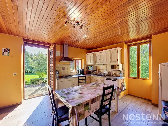 For Sale: Former Farmhouse with Outbuildings and 2 Hectares of Land, 2 km from Condom photo 2
