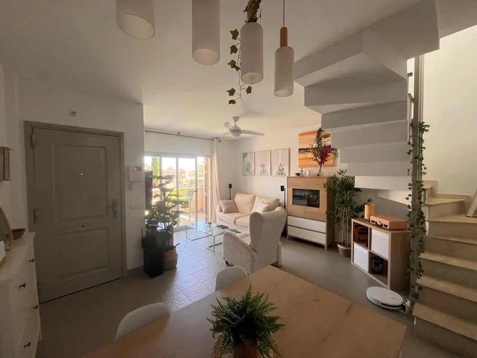 Vera Living Real Estate photo 4