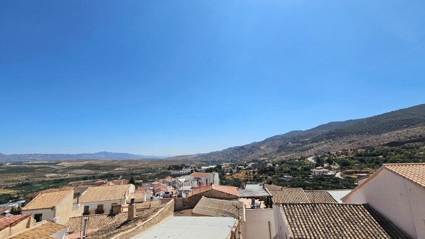 Townhouse for sale in Serón, Almería
