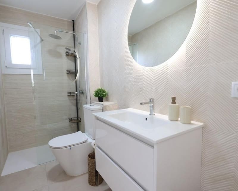 Apartment for sale in La Zenia, Orihuela, Alicante photo 2