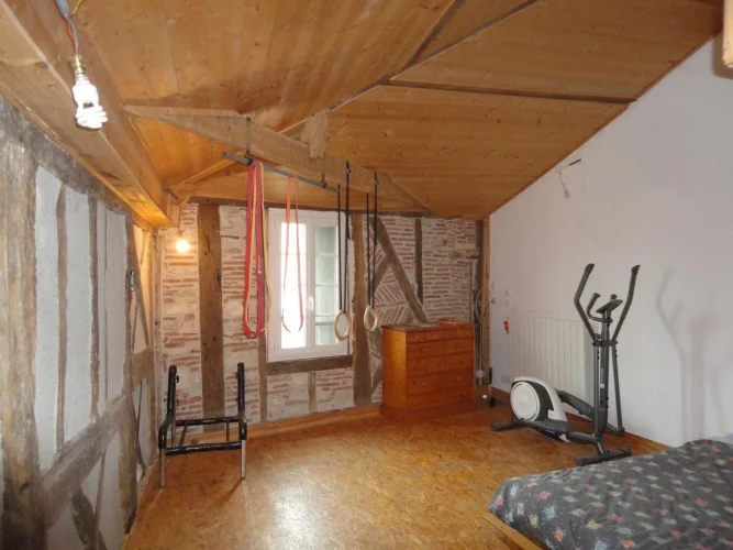 Centre Town Condom, Atypical Habitable House on 3 Levels photo 3