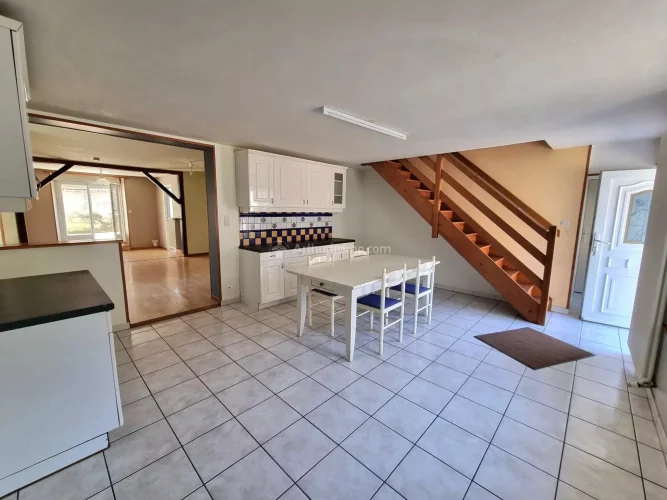 Pleasant Village House