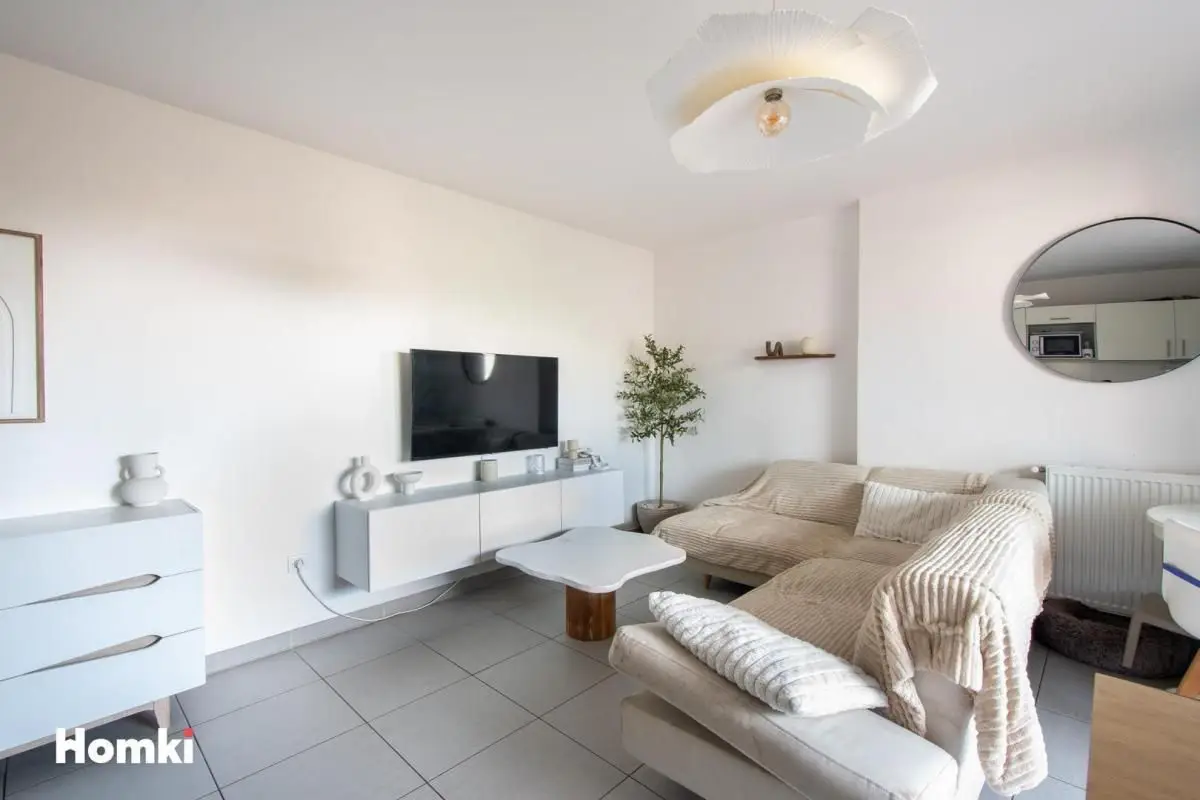 Apartment for sale in Castelnau-le-Lez — 2 bedrooms, 57 m² photo 5