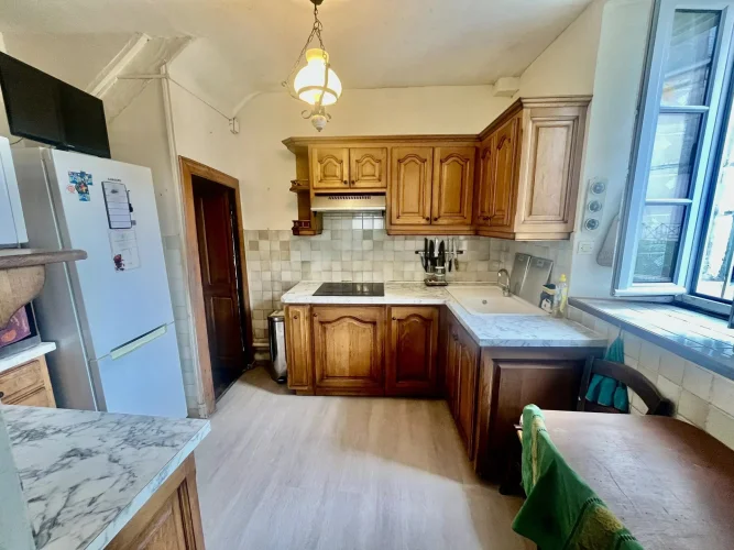 Traditional Town House Perfectly Located in the Heart of a Medieval Market Town photo 4