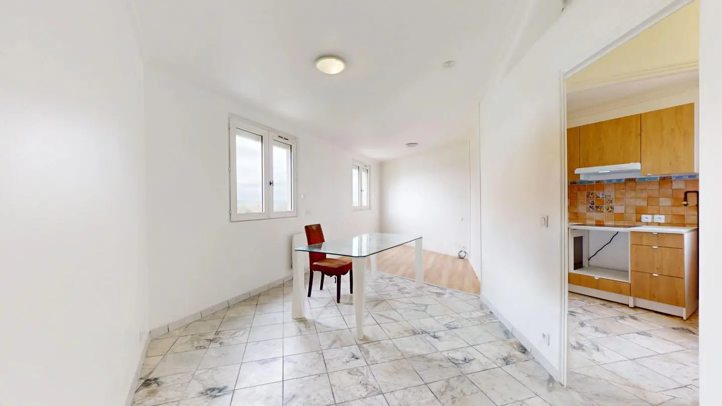 House for sale in Montfermeil — 2 bedrooms, 60 m² photo 4