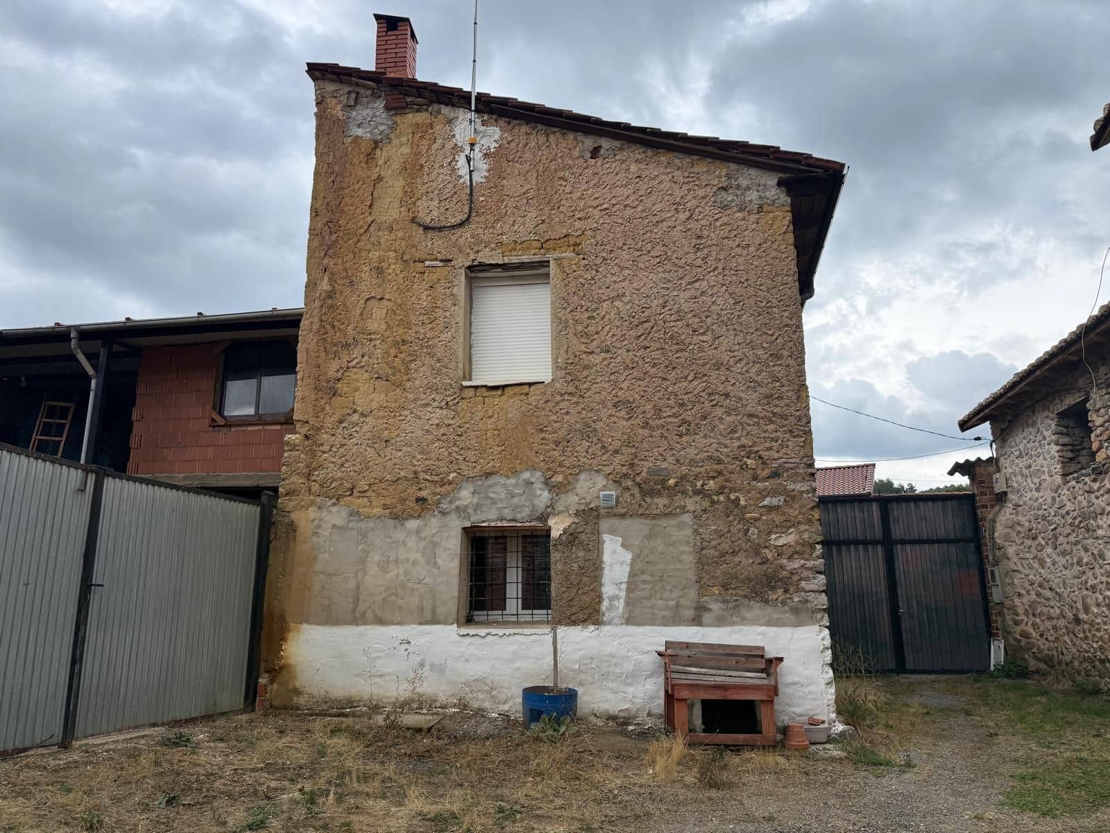 Townhouse for sale in Matallana de Torío, León