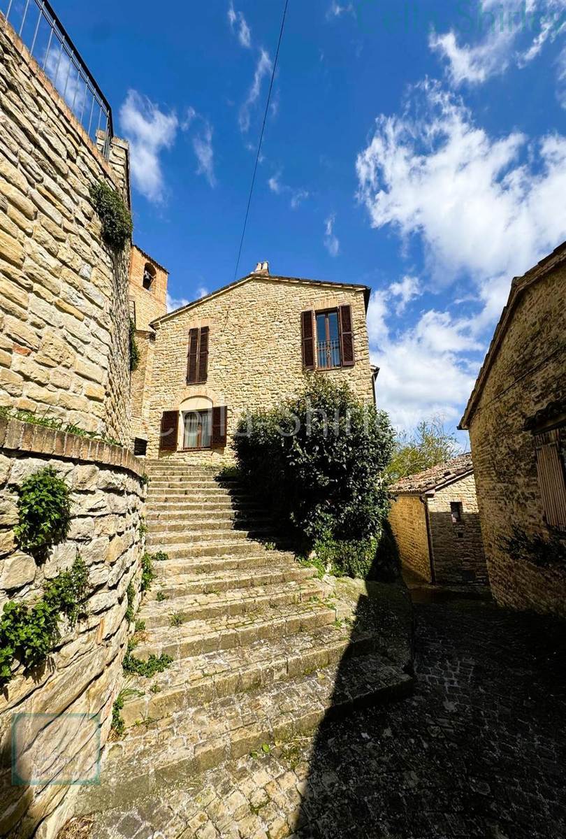 2 bedrooms semi-detached house, 127 m² Monte San Martino, Macerata (province) photo 3