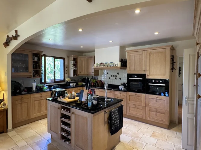 Detached bungalow situated in a quiet location, with countryside views and a swimming pool photo 4