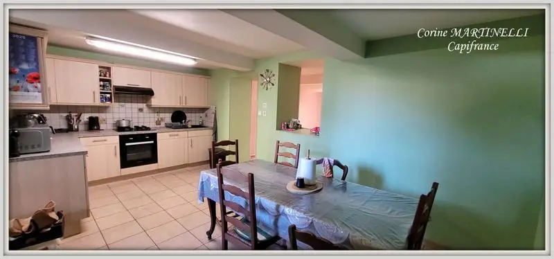 House for sale in Astaffort — 2 bedrooms, 178 m² photo 4