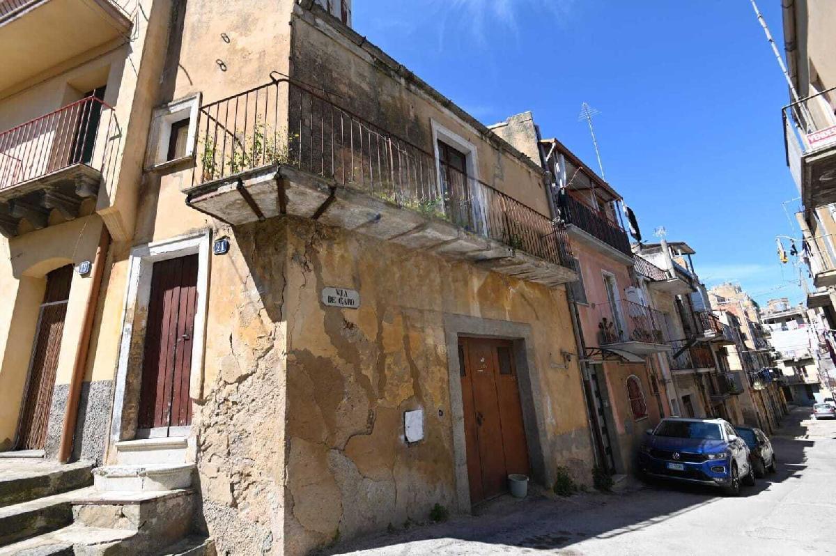 1 bedroom villa, 50 m² Caltagirone, Catania (province)