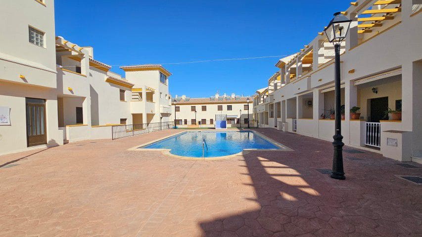 Apartment for sale in Chirivel, Almería